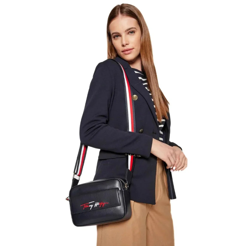 Tommy Hilfiger Iconic Tommy Camera